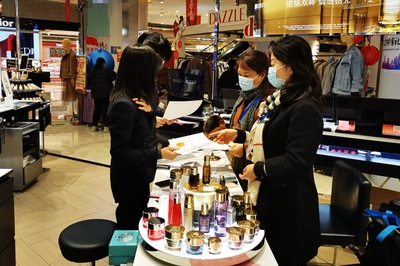 貴陽市市場監管局加強化妝品經營企業日常監管與疫情防控檢查